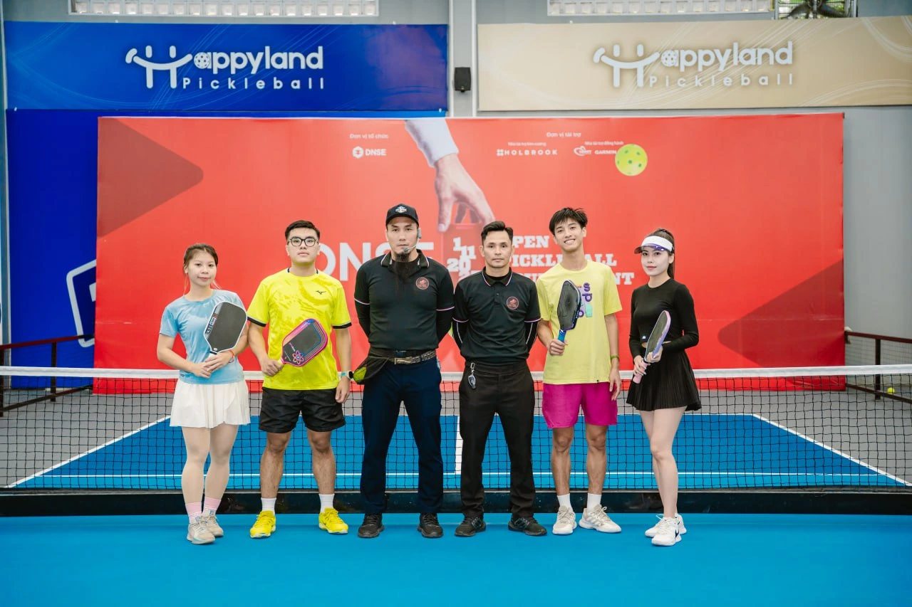 GIẢI PICKLEBALL HÀ NỘI MỞ RỘNG – TRANH CÚP XX88 LẦN II 8 photo 2025 11 11 20 37 09