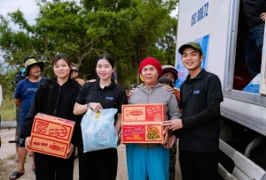 KJC - CHUNG TAY HƯỚNG VỀ BÀ CON VÙNG LŨ 4 photo 2025 12 05 21 18 49