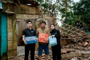 KJC - CHUNG TAY HƯỚNG VỀ BÀ CON VÙNG LŨ 21 photo 2025 12 05 21 19 12