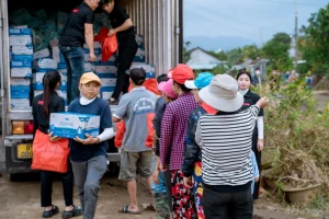 KJC - CHUNG TAY HƯỚNG VỀ BÀ CON VÙNG LŨ 15 photo 2025 12 05 21 19 27
